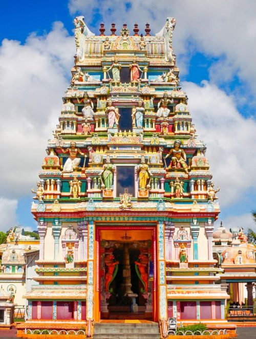 Explore Port Louis City: Guided Walking Tour on Foot