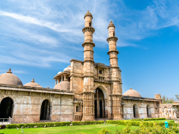 Explore Champaner & Pavagadh: Full-Day Guided Excursion from Ahmedabad