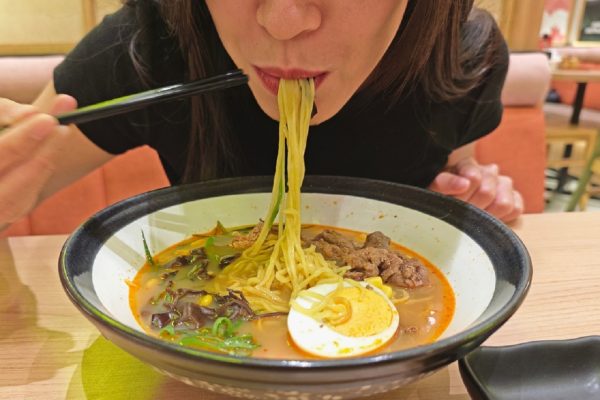 Flavors of Tokyo: Guided Food Tasting Tour with a Local