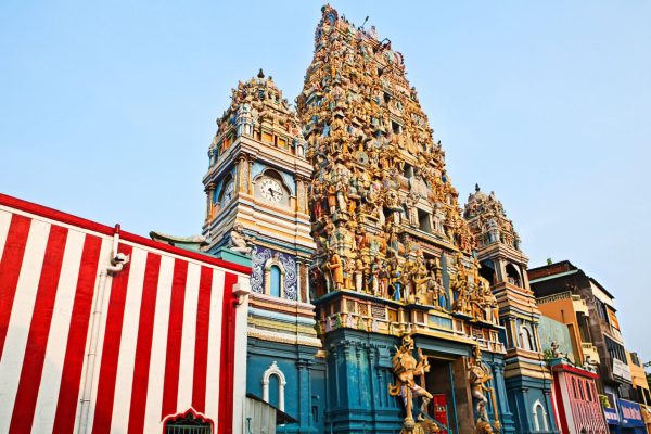Colombo Half Day Spiritual Tour in Car with a Local Guide