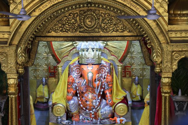 Jaipur Spiritual Walk with Tuktuk Ride – 3 Hour Guided Tour with a Local