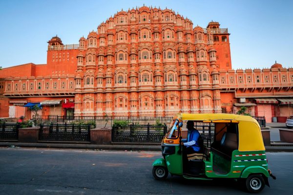 TukTuk Tales: Guided Jaipur City Tour with Food Tasting