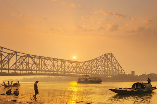 Kolkata’s Morning Stories: Guided Walking Tour with a local
