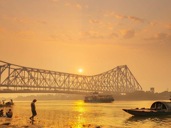 Kolkata’s Morning Stories: Guided Walking Tour with a local