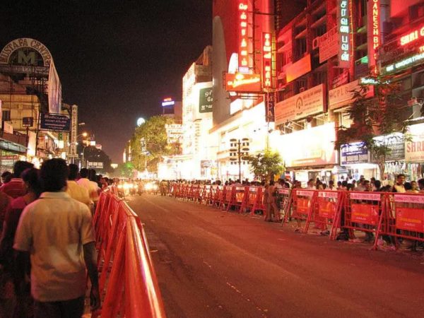 Explore Chennai City in Nightlights: Guided Tour by Foot
